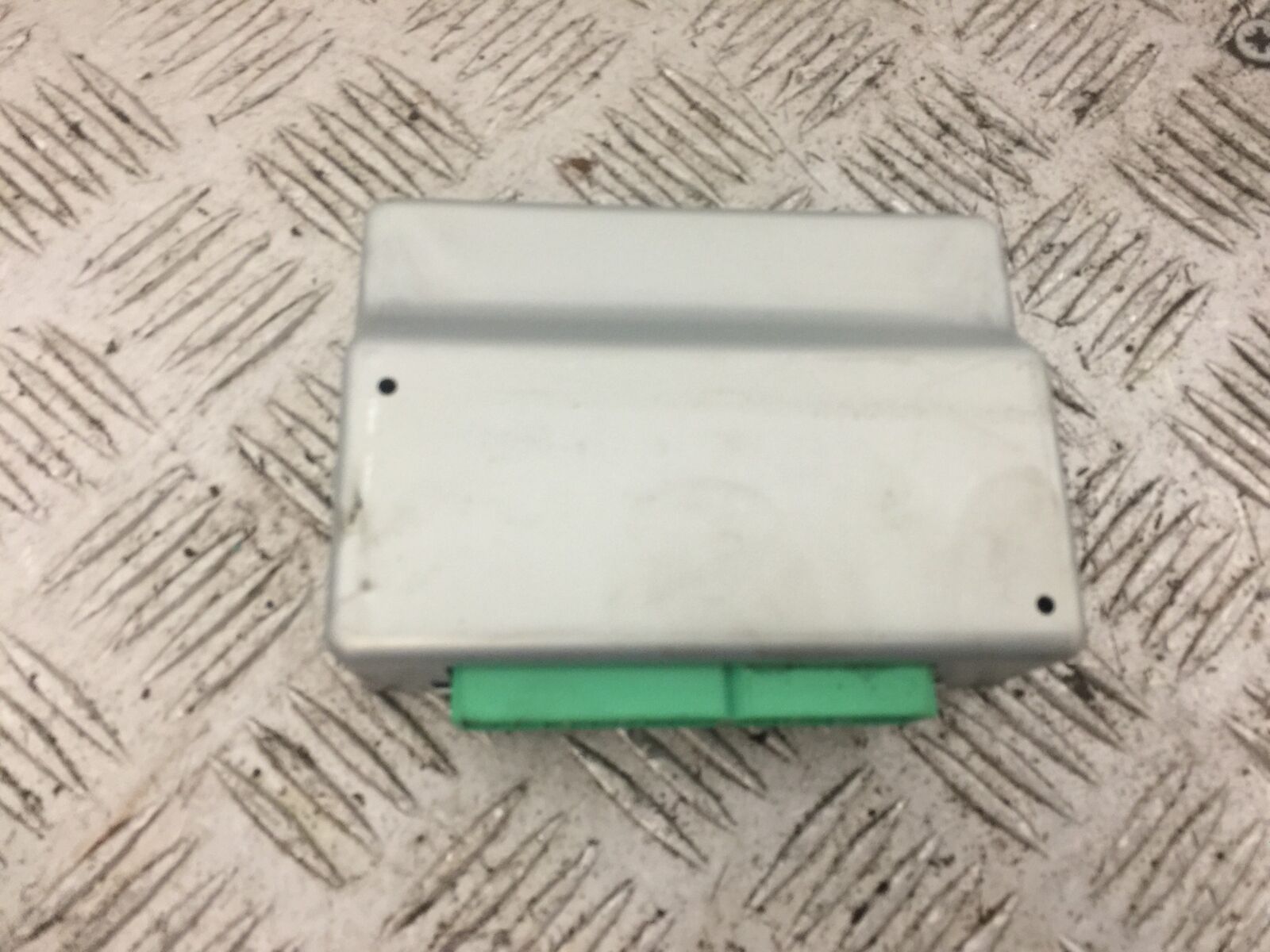 YAMAHA FJR1300 FJR 1300 ABS CONTROL BOX   YEAR 2001-05 (STOCK 814)