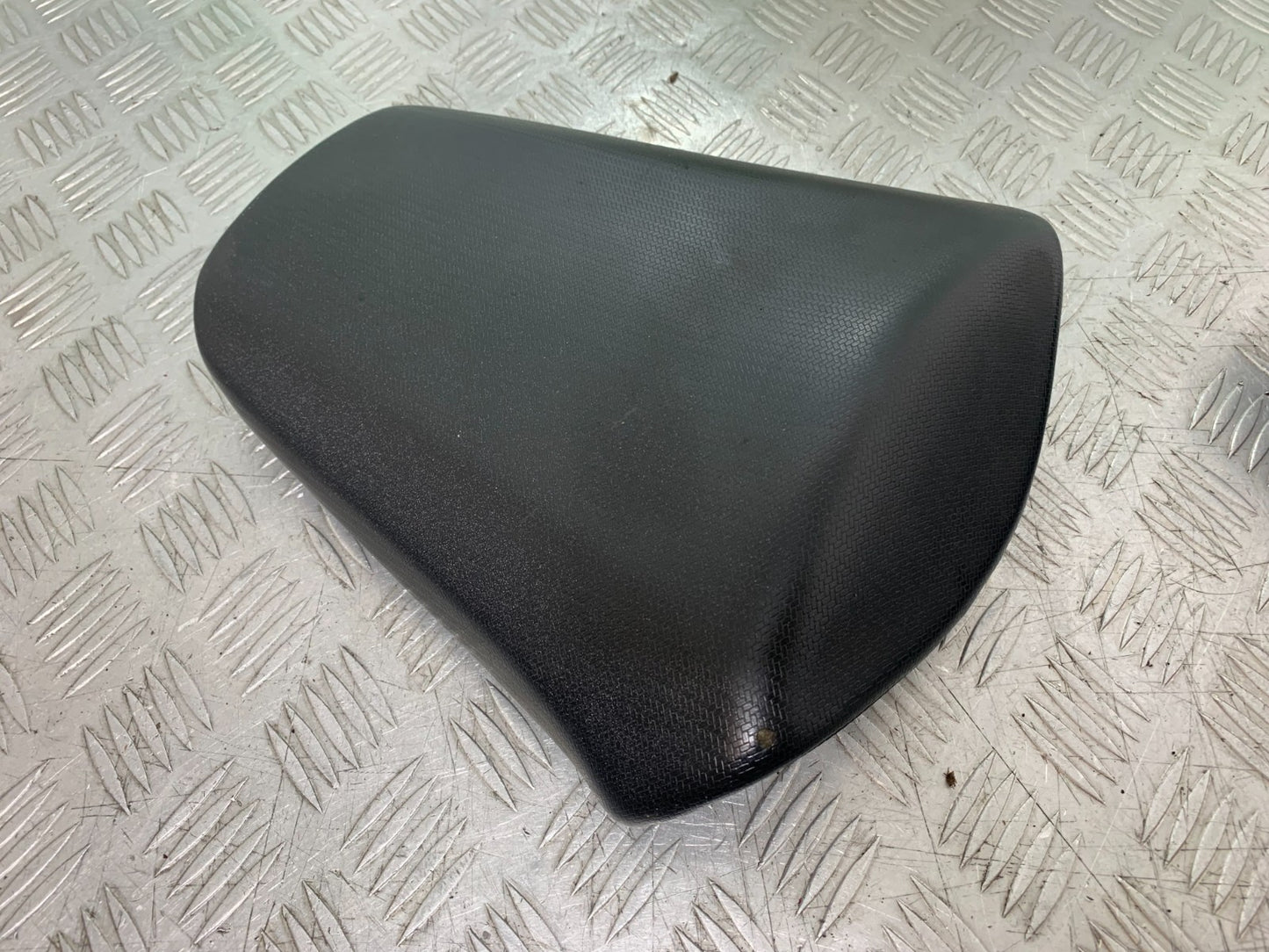 HONDA NC700 X  REAR SEAT YEAR 2012-2014 (CMB1327)