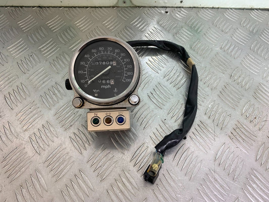 HONDA VT1100 C SHADOW SPIRIT SPEEDO    2002-2003 (CMB1035)