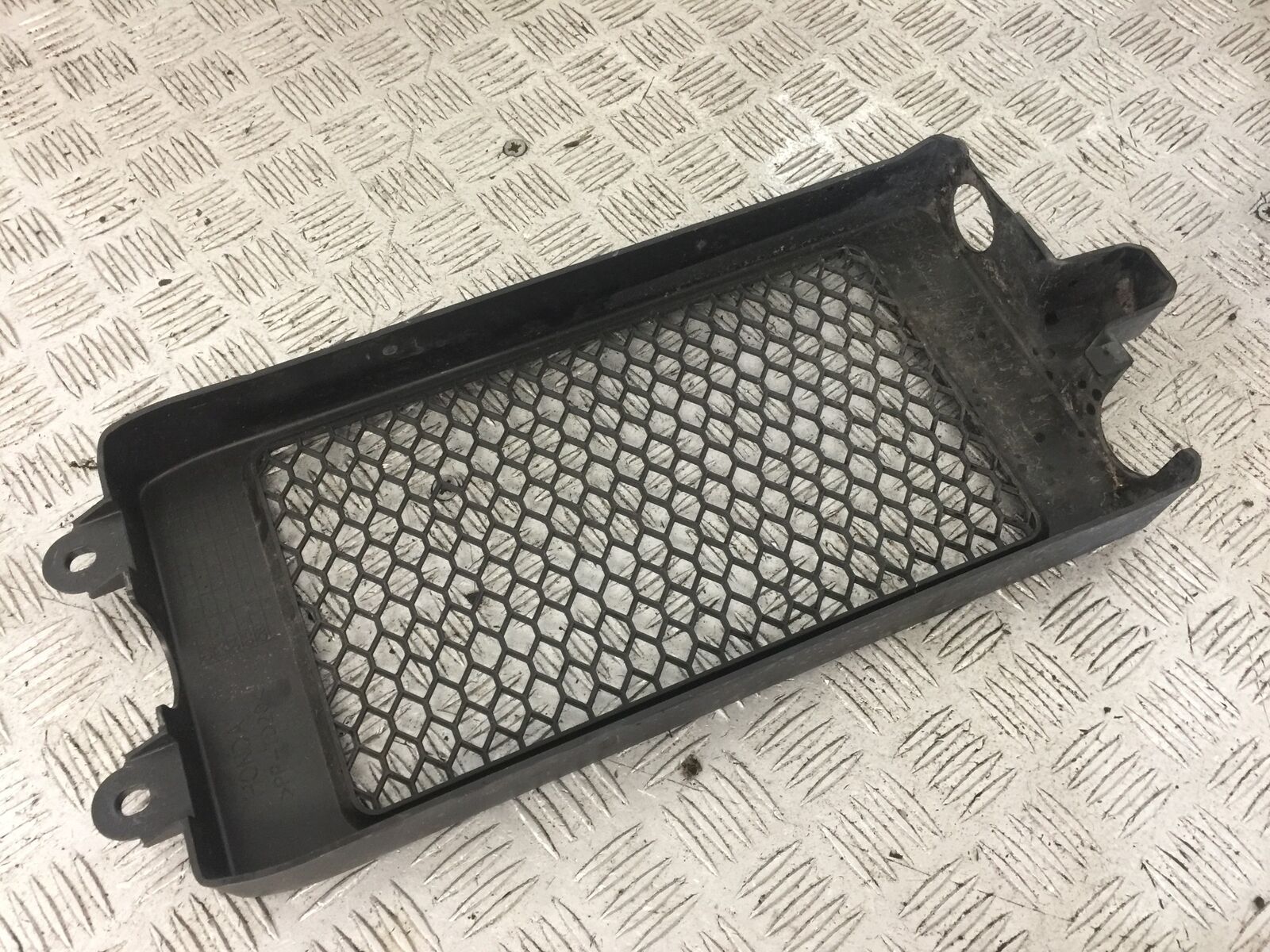 HONDA VTX1300 S RADIATOR COVER  YEAR 2004-09 (STOCK 749)