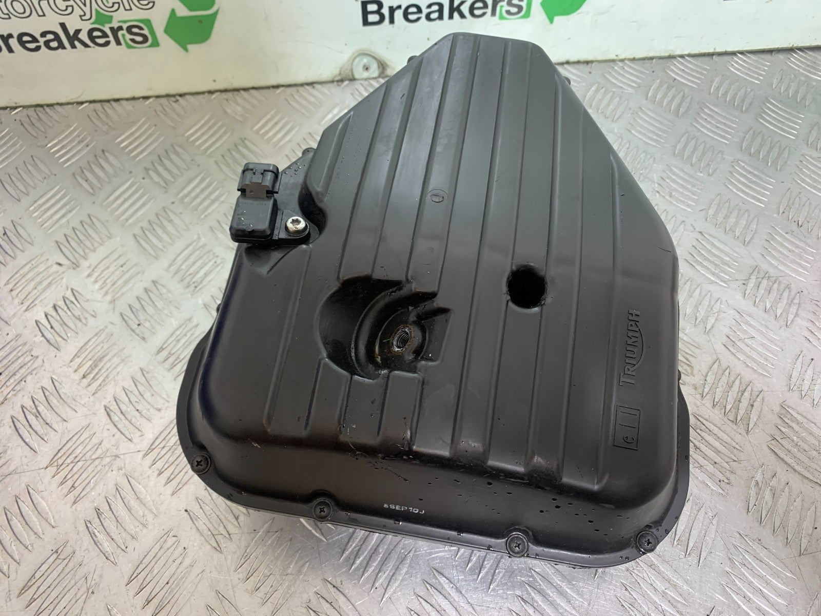 TRIUMPH SPEED TRIPLE R 1050 AIRBOX   2009 (CMB1183)