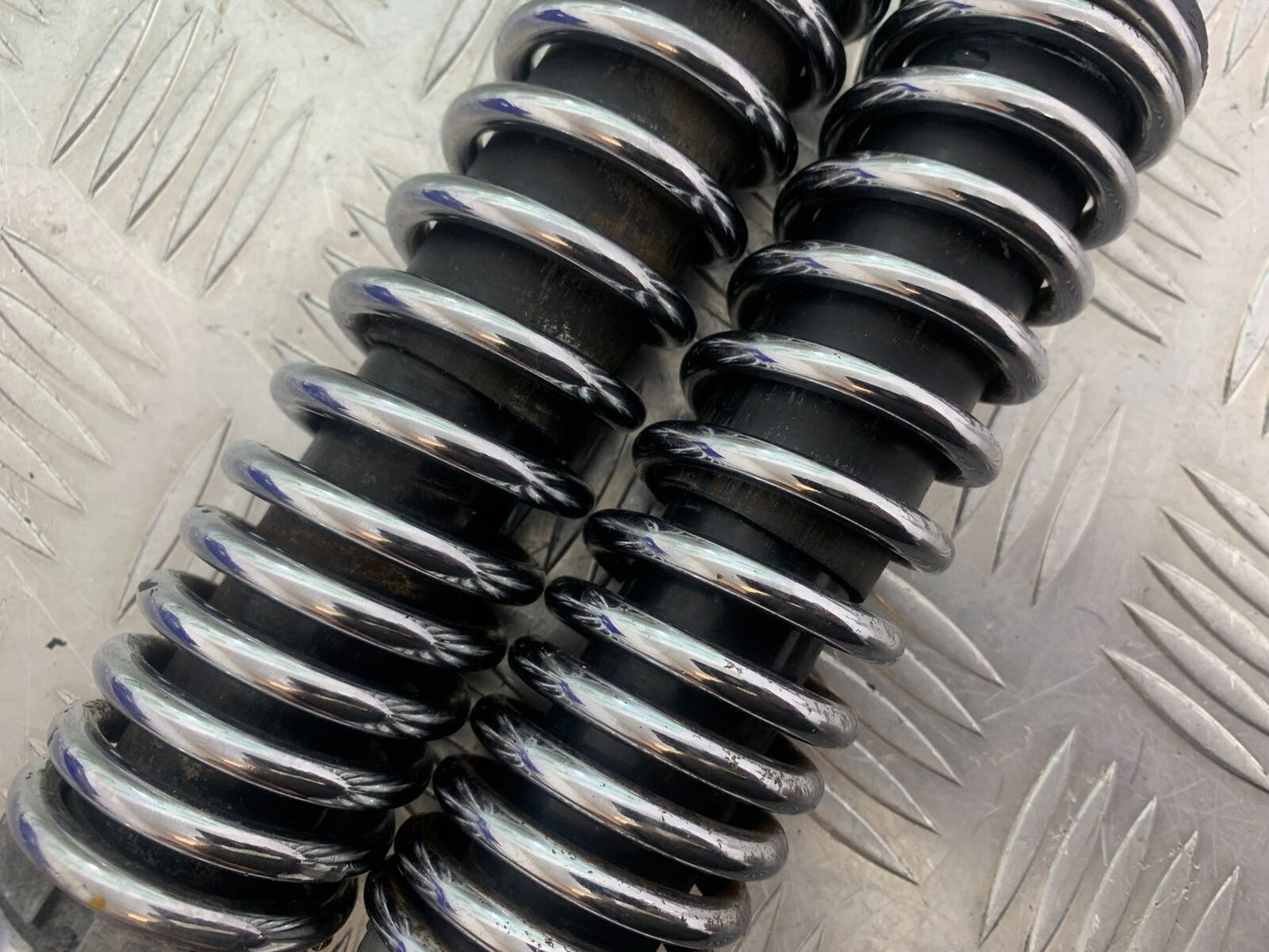 YAMAHA XV535 XV 535 VIRAGO HAGON SHOCKS YEAR 1994-02 (CMB1044)