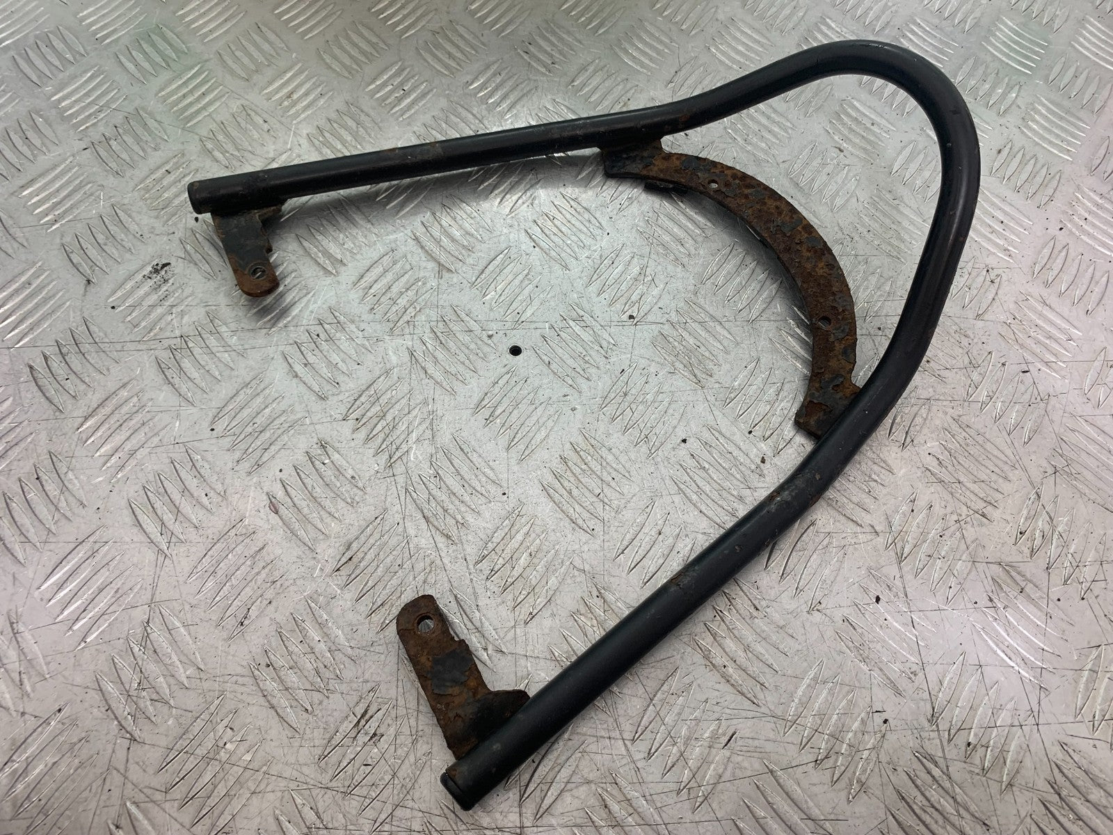 KAWASAKI Z750 Z 750 GRAB RAIL   YEAR 2004-2006  (CMB1234)