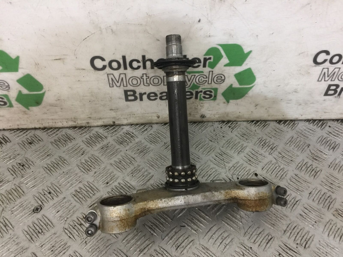 SUZUKI GSR600 GSR 600 BOTTOM YOKE  YEAR 2006-2010 (STOCK 807)