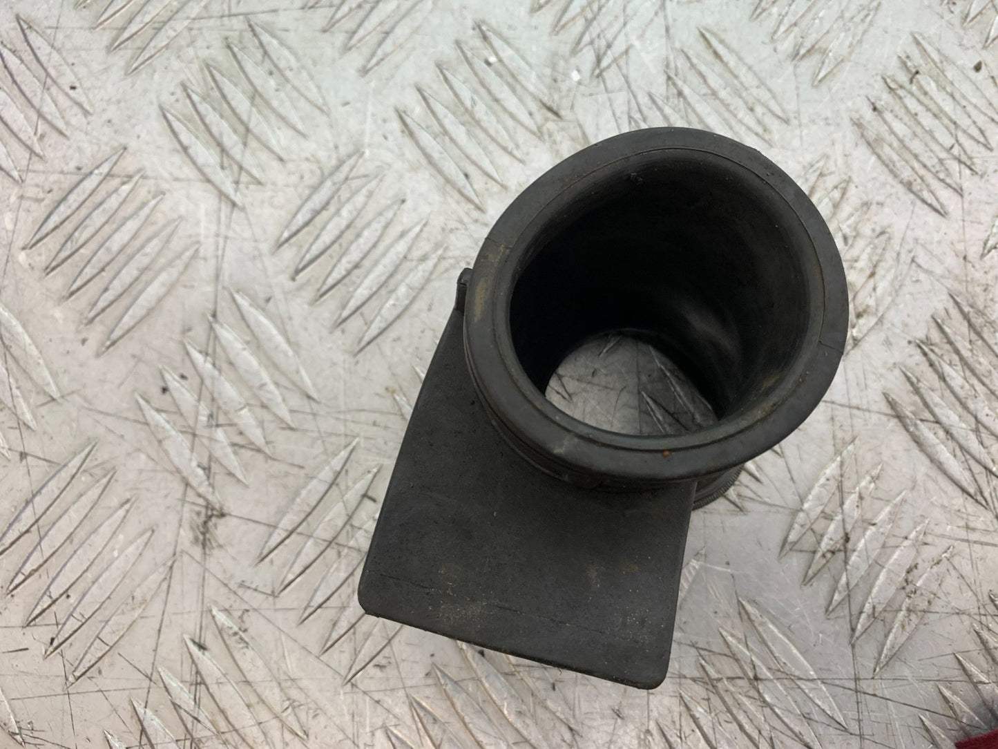 KAWASAKI KLR250 KLR 250 AIRBOX RUBBER   YEAR 1984-2001 (CMB1225)