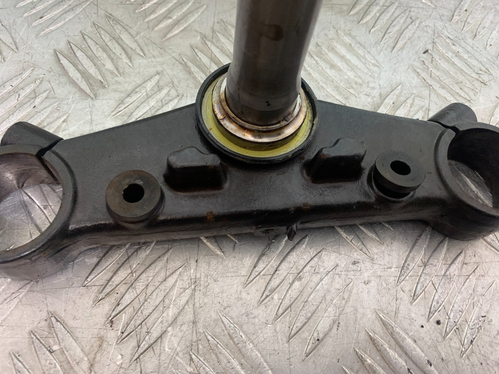 HONDA CB500 F CB500F BOTTOM YOKE  YEAR 2013-2015  (CMB1235)