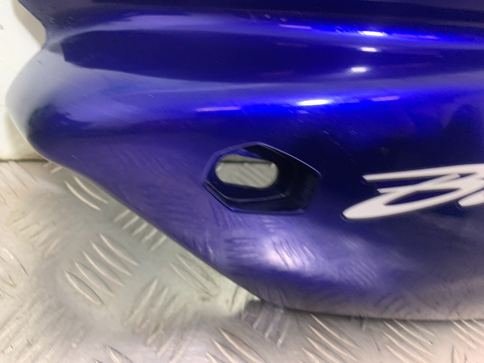 SUZUKI GSF600 GSF 600 BANDIT LEFT FAIRING PANEL  2000-2004 (CMB1269)