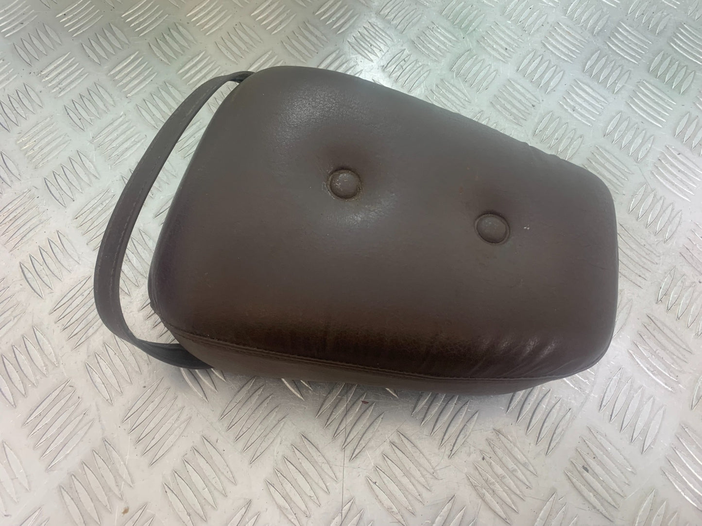 YAMAHA XV535 XV 535 VIRAGO REAR SEAT   YEAR 1994-02 (CMB1139)