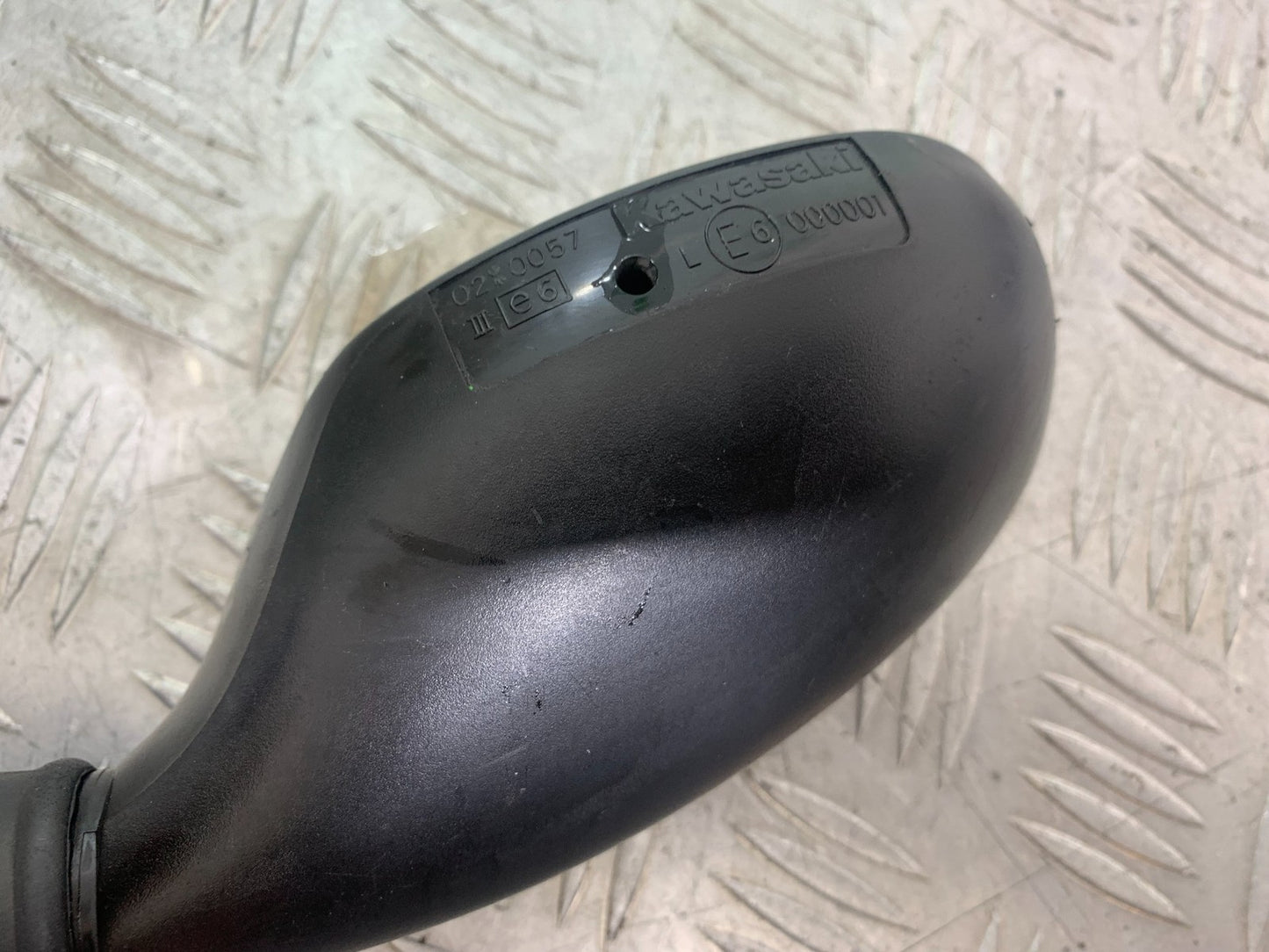 KAWASAKI ZX9R ZX9 E1 RIGHT MIRROR    YEAR 2000-01 (CMB1171)