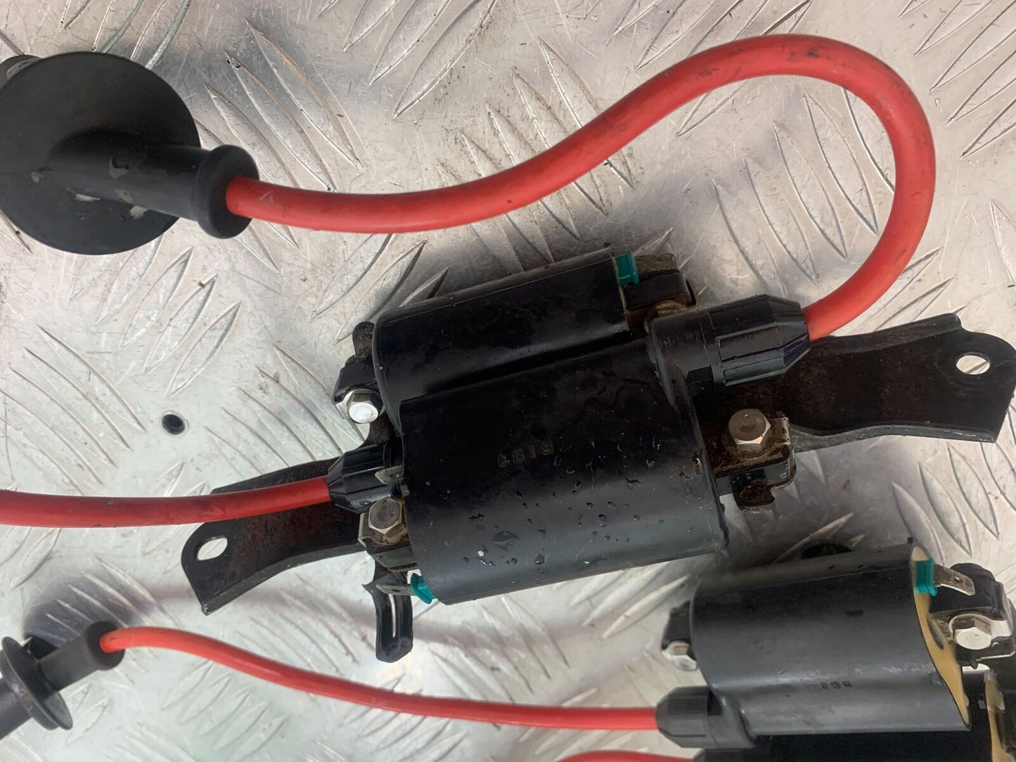 HONDA VFR400 VFR 400 NC21 COILS AND CAPS  YEAR 1986-87 (CMB1043)