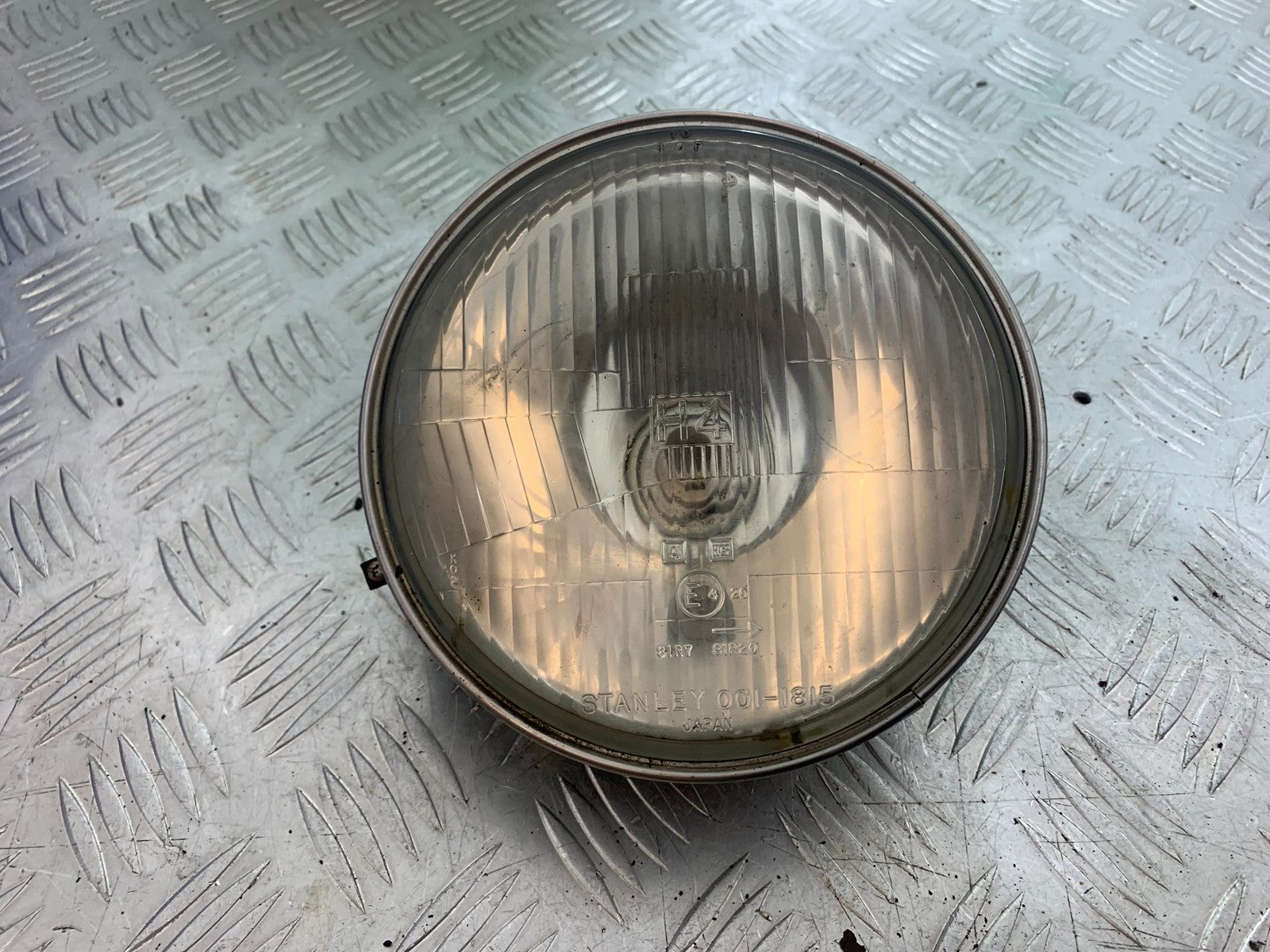 HONDA GL500 GL 500 SILVERWING HEADLIGHT   YEAR 1981-82 (CMB1168)
