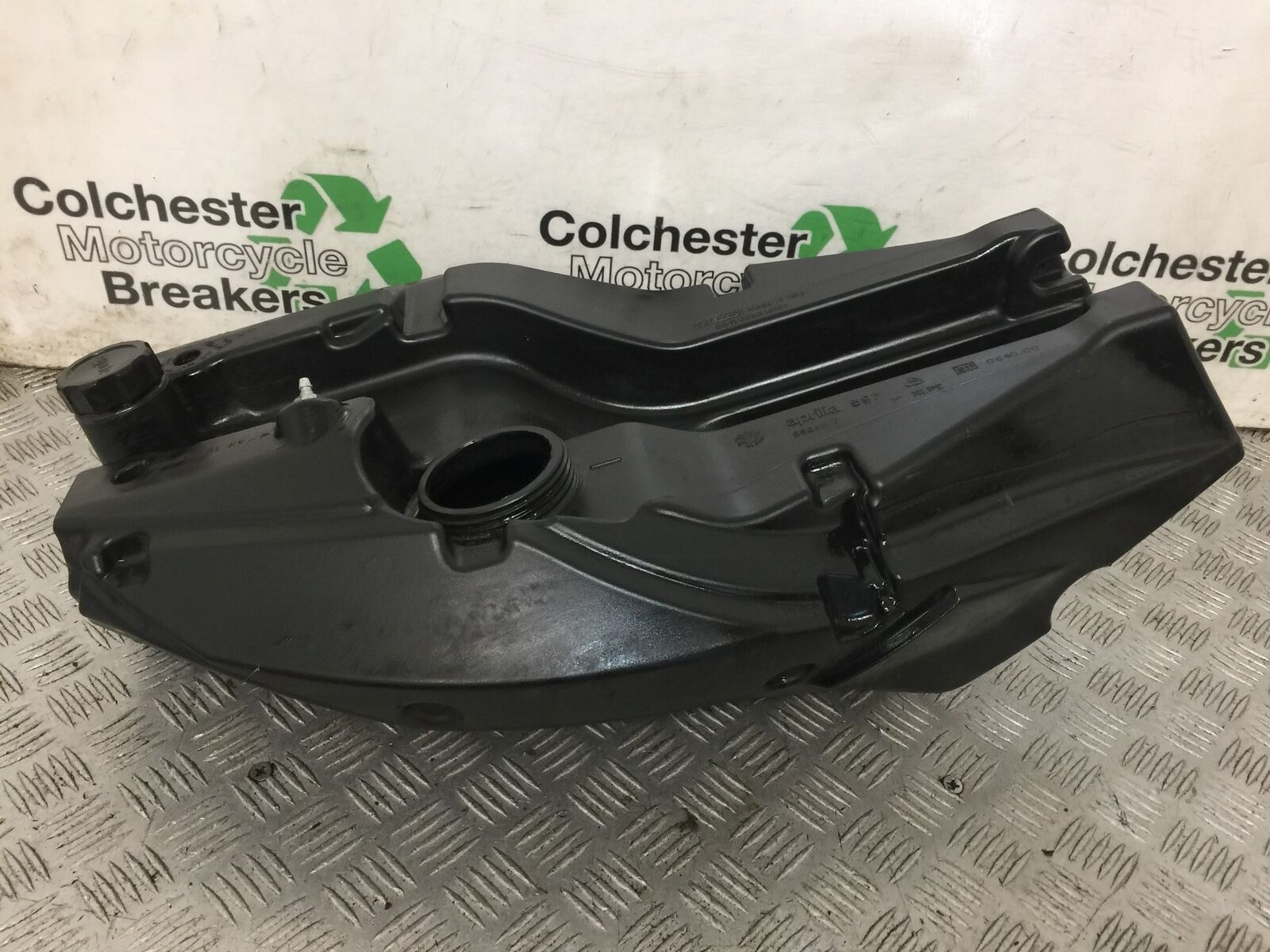 APRILIA 850 MANA AUTOMATIC PETROL TANK  YEAR 2007-2012  (STOCK 875)