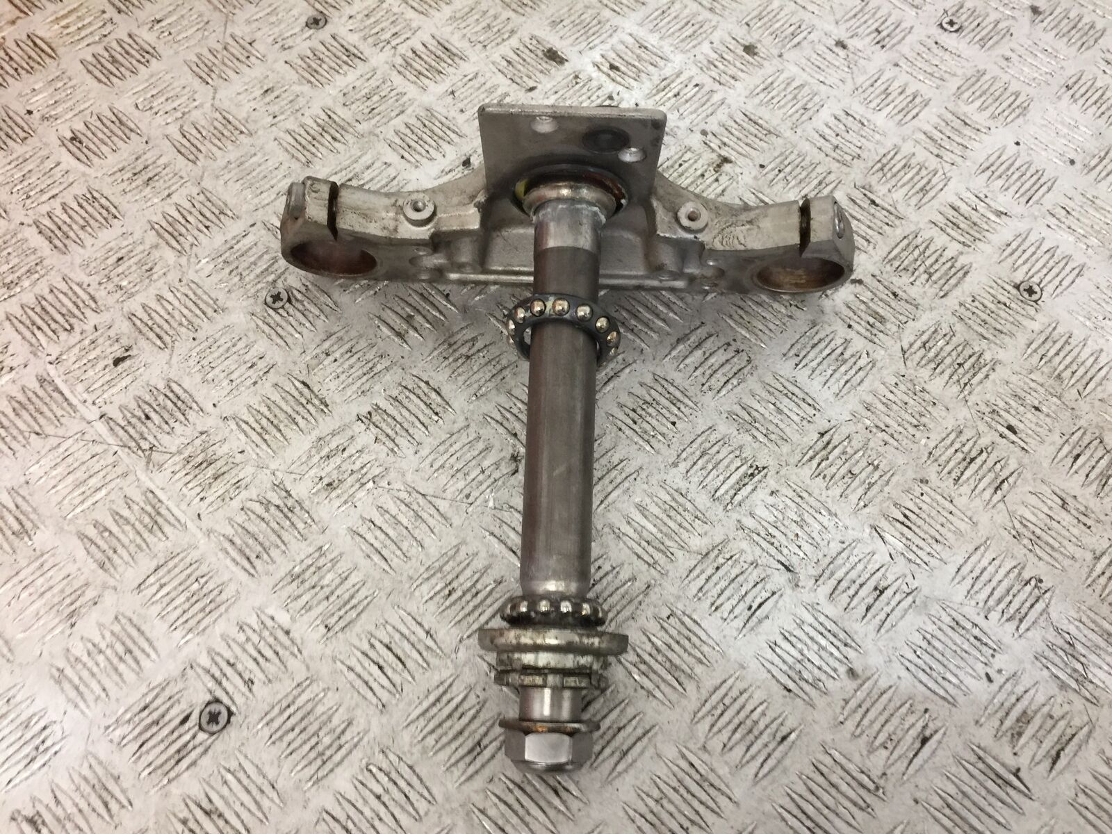 HONDA VT750 SHADOW PHANTOM BOTTOM YOKE YEAR 2014 (STOCK 761)