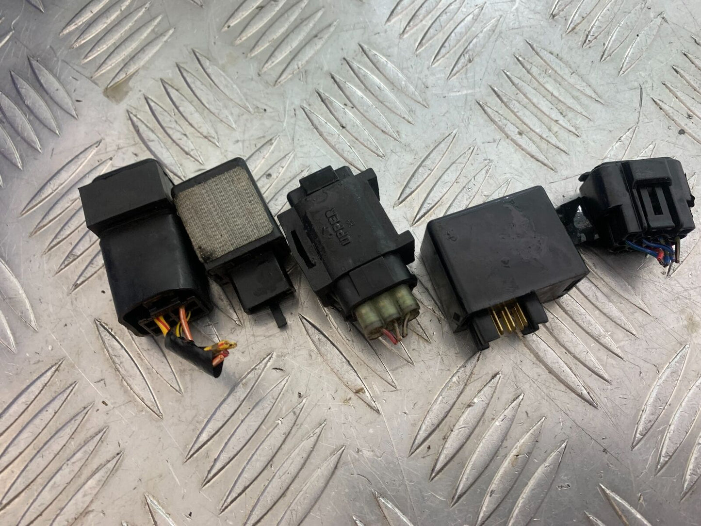 SUZUKI SV1000 SV 1000 K3 RELAYS   YEAR 2003-2006 (CMB1111)