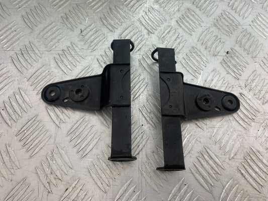 SUZUKI GP100 GP 100 HEADLIGHT BRACKETS  YEAR 1978-1988 (CMB1259)
