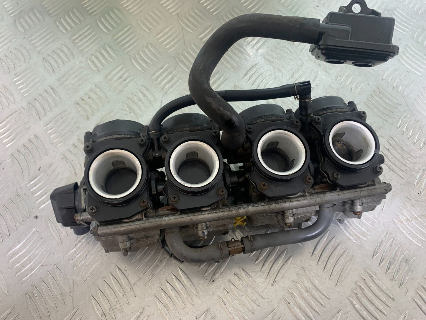 HONDA CB600 CB 600 HORNET CARBS (SOLD AS PARTS)   YEAR 1998 -2002 (CMB1126)