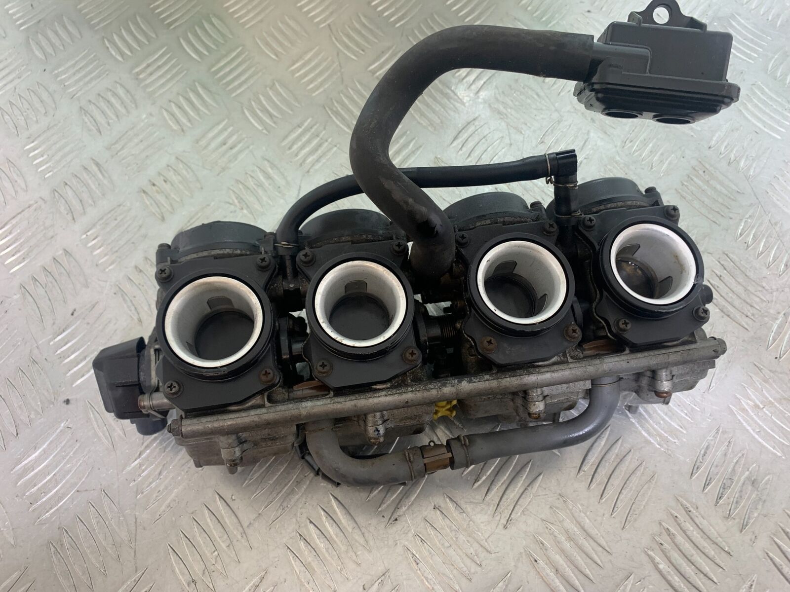 HONDA CB600 CB 600 HORNET CARBS (SOLD AS PARTS)   YEAR 1998 -2002 (CMB1126)