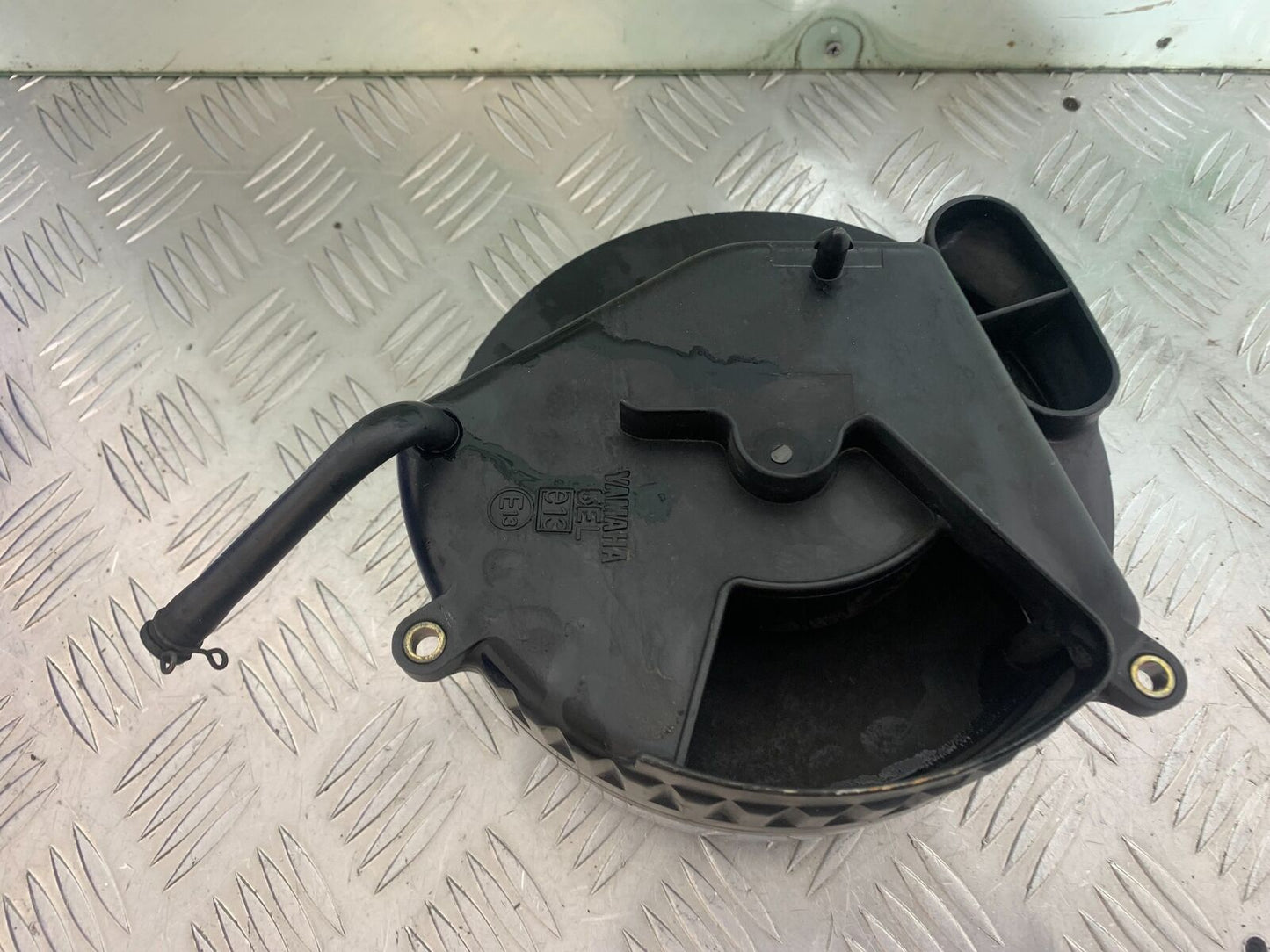 YAMAHA XVS 1100 DRAGSTAR AIRBOX  YEAR 2000-2007 (CMB1108)