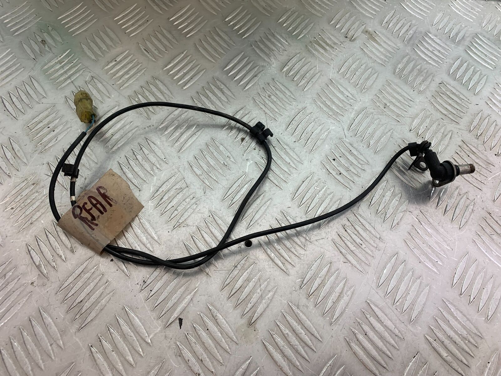 TRIUMPH TIGER 800 REAR ABS SENSOR YEAR 2011-2014 (CMB1113)