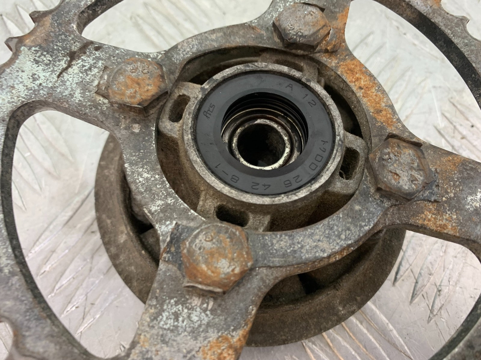 YAMAHA YBR125 CUSTOM SPROCKET CARRIER  YEAR 2008-2016 (CMB1192)
