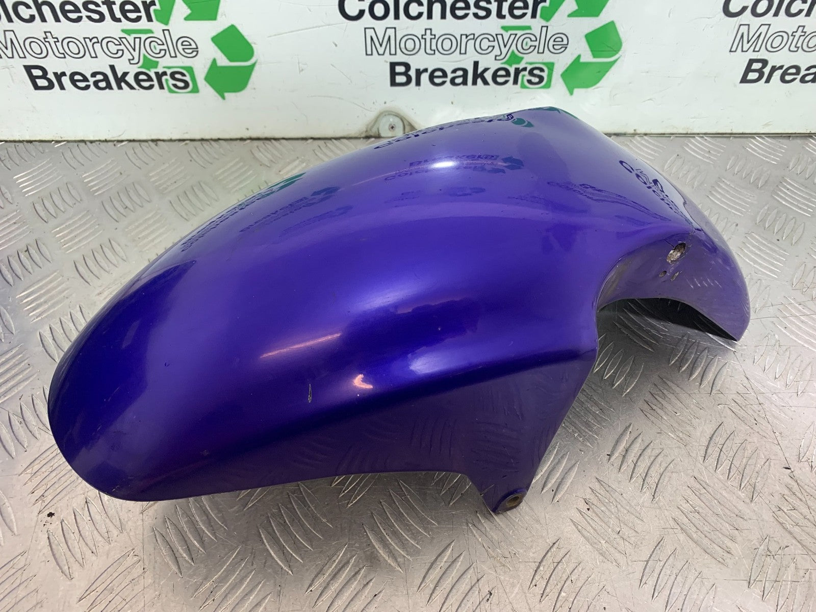 TRIUMPH TROPHY 900 FRONT MUDGUARD  YEAR 1991-95 (CMB1251)