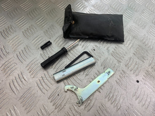 HONDA CBR1000 rr FIREBLADE TOOL KIT   2012-2016 (CMB1280)