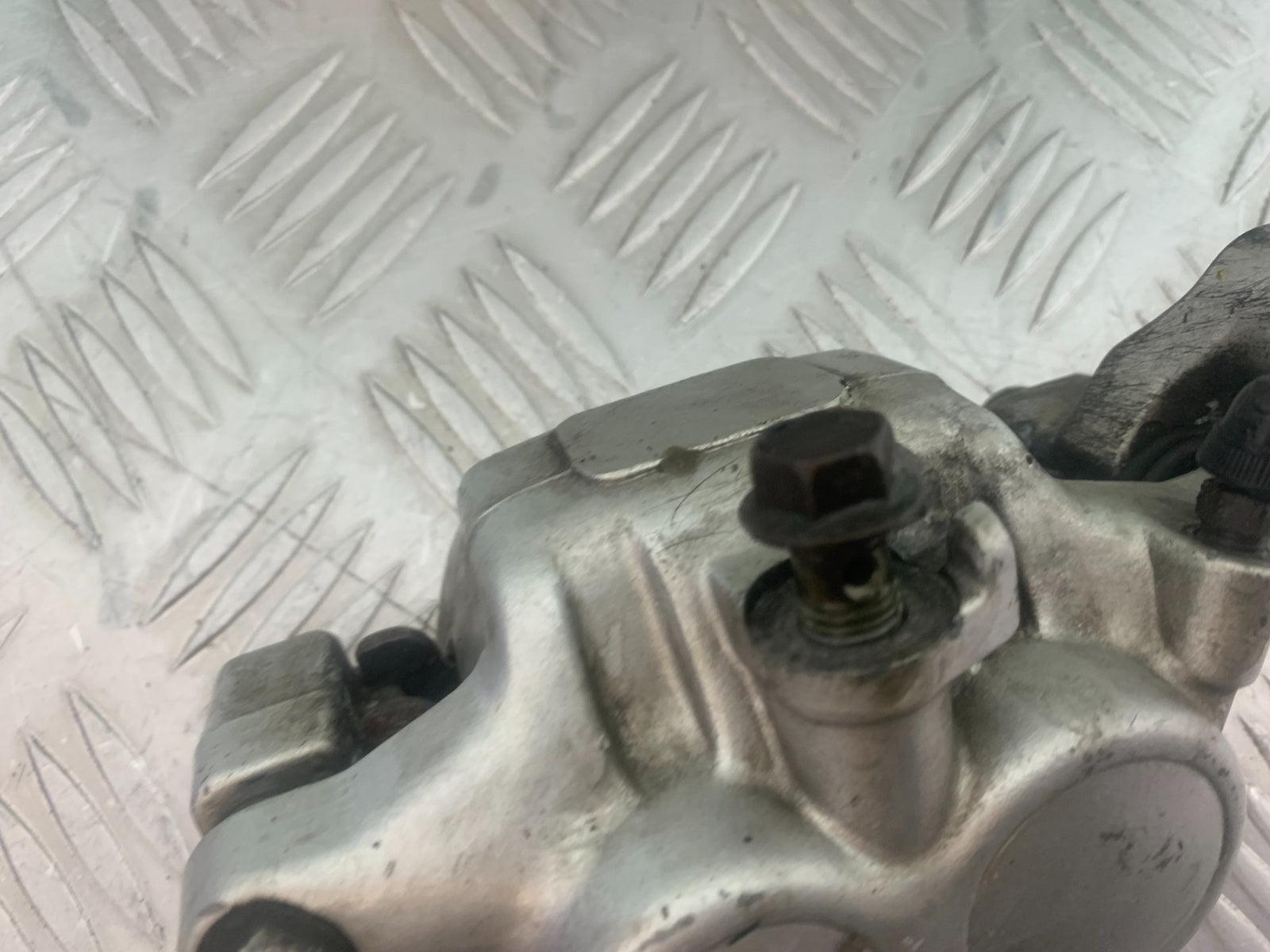 YAMAHA XV535 XV 535 VIRAGO FRONT BRAKE CALIPER YEAR 1994-02 (CMB1139)