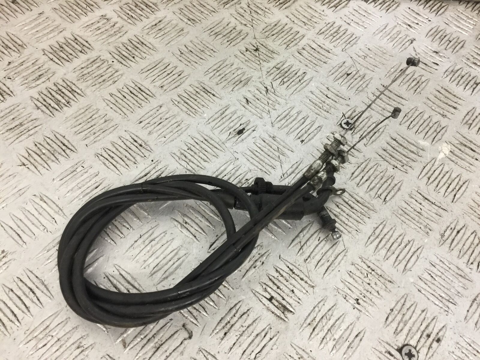 SUZUKI GSX-S 125 THROTTLE CABLES  YEAR 2017-2020  (STOCK 779)