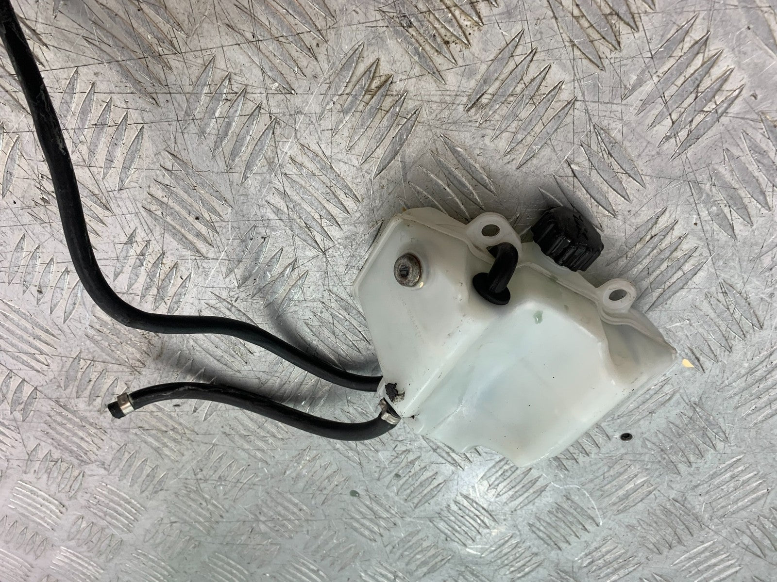 MV AGUSTA 675 F3 COOLANT BOTTLE  YEAR 2012-2016 (CMB1302)