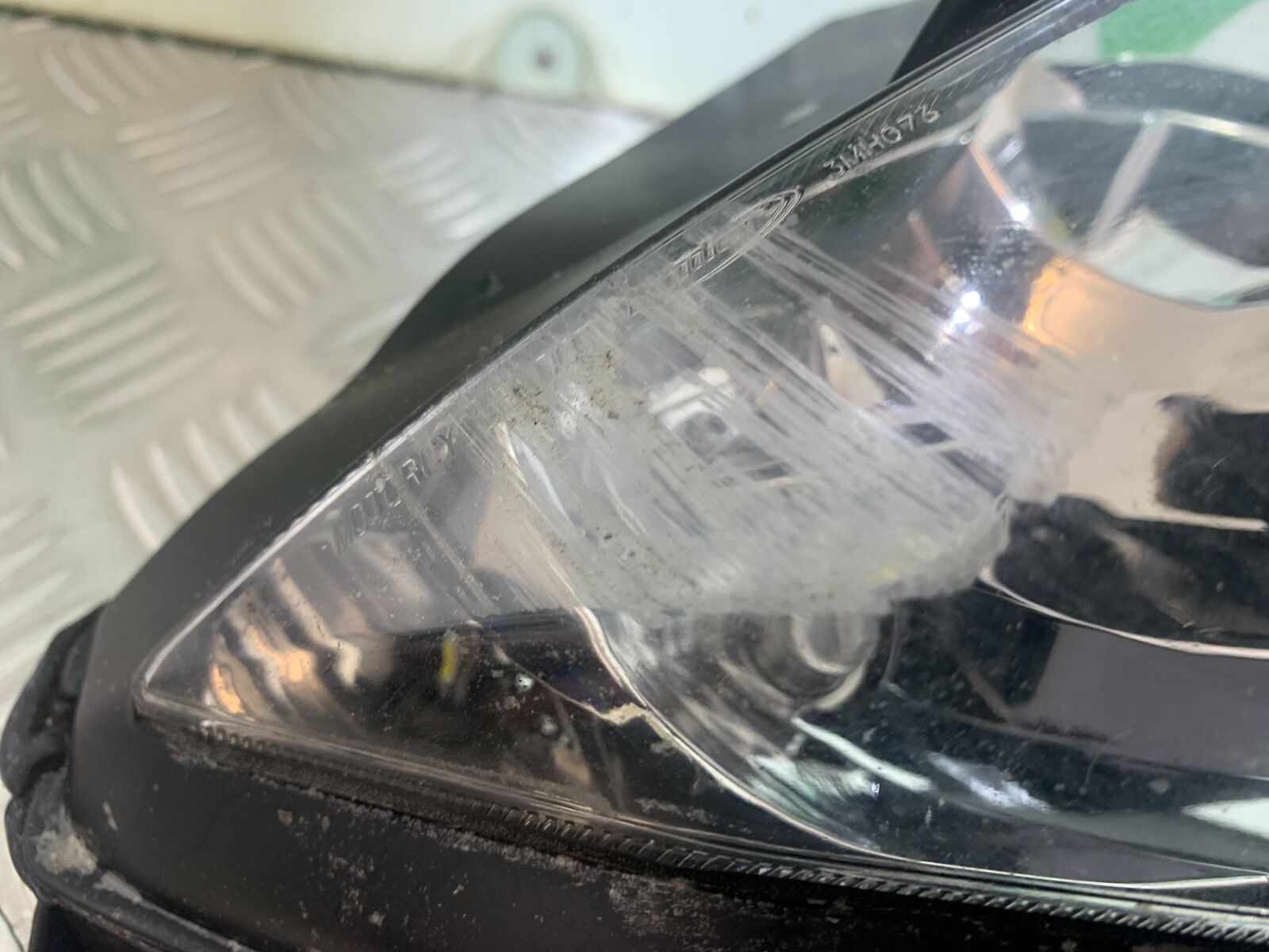 KAWASAKI Z800 Z 800 HEADLIGHT   YEAR 2013-2017 (CMB1059)