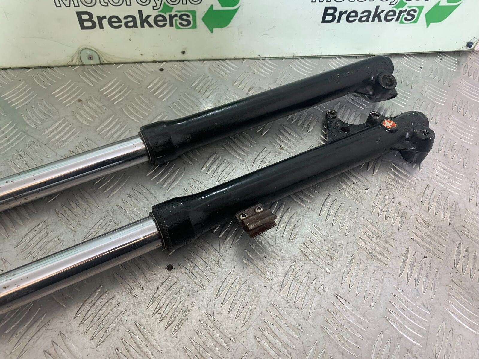 YAMAHA XT125 X XT 125 X FORKS  2005-2011 (CMB1097)