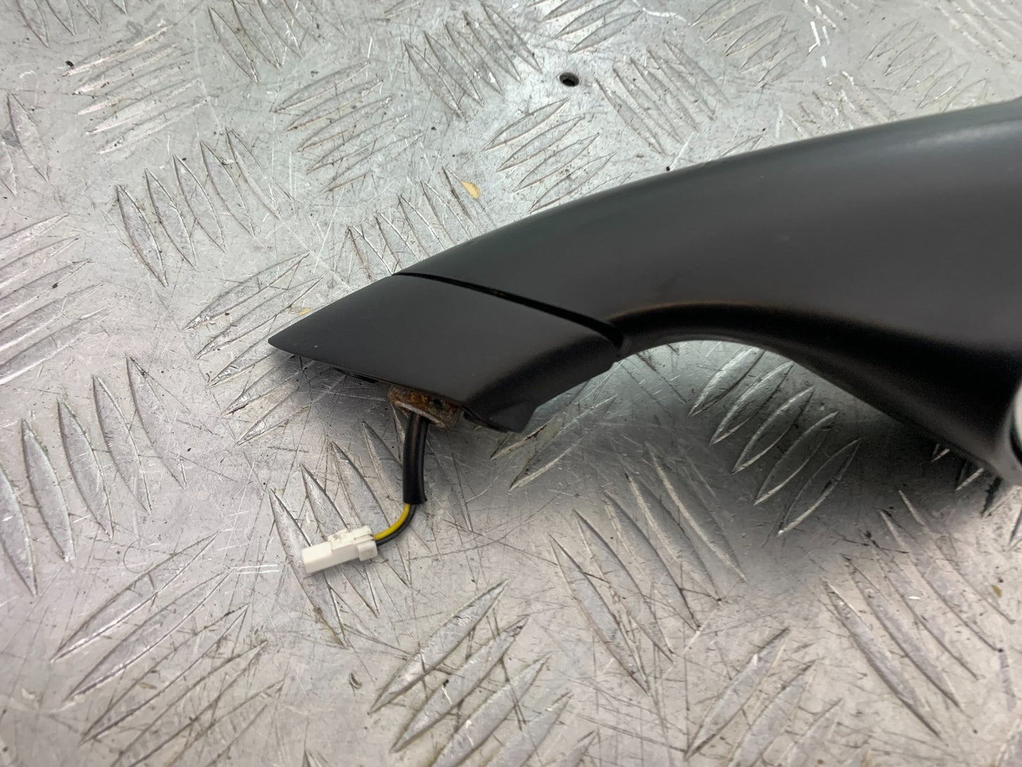 MV AGUSTA 675 F3 RIGHT MIRROR  YEAR 2012-2016 (CMB1302)