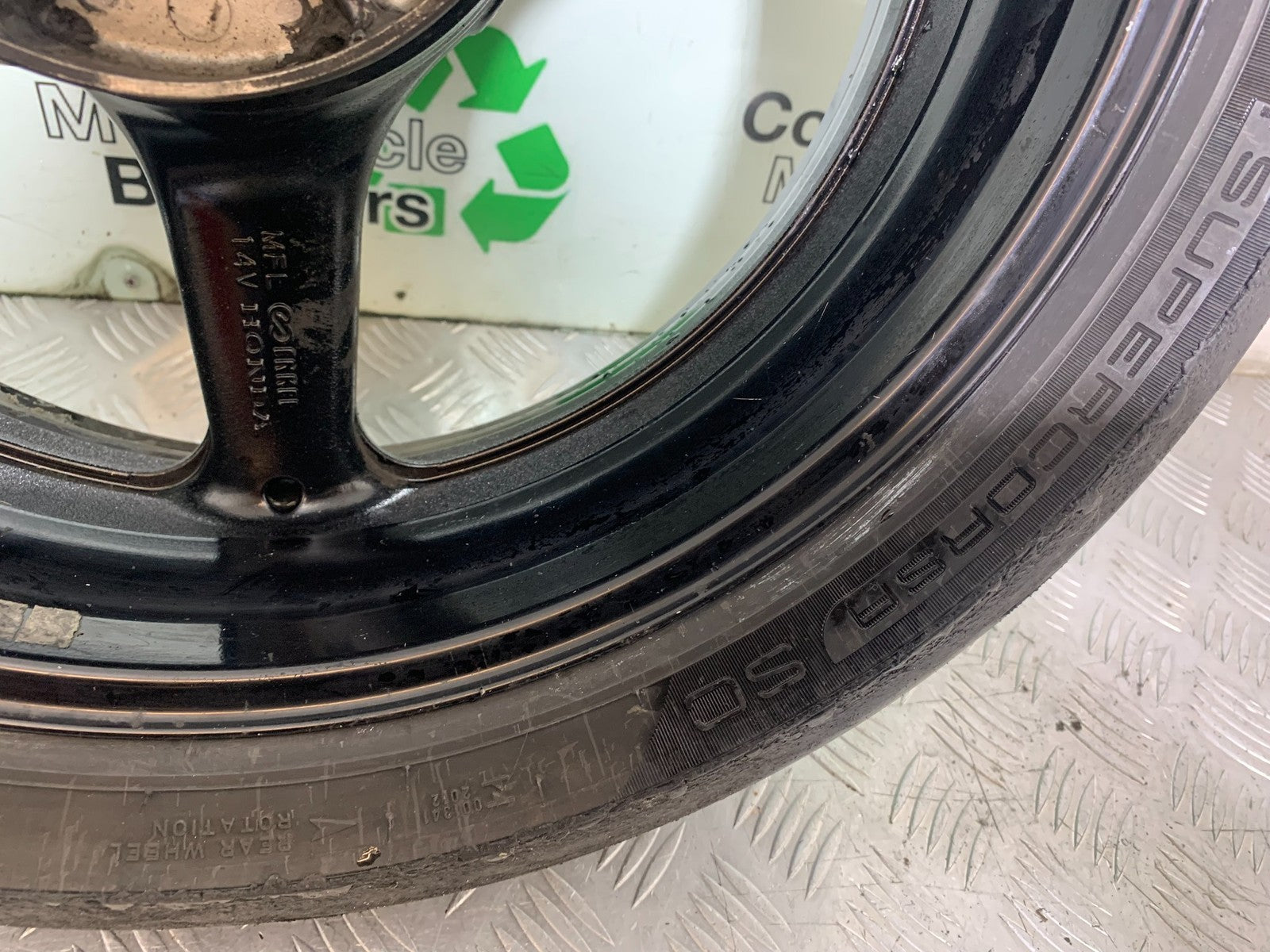 HONDA CBR1000 rr FIREBLADE REAR WHEEL   2008-2011 (CMB1253)