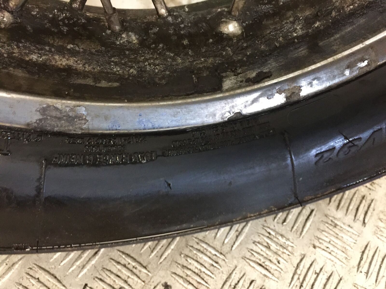 VICTORY V92 C REAR WHEEL YEAR 2004 (STOCK 765)