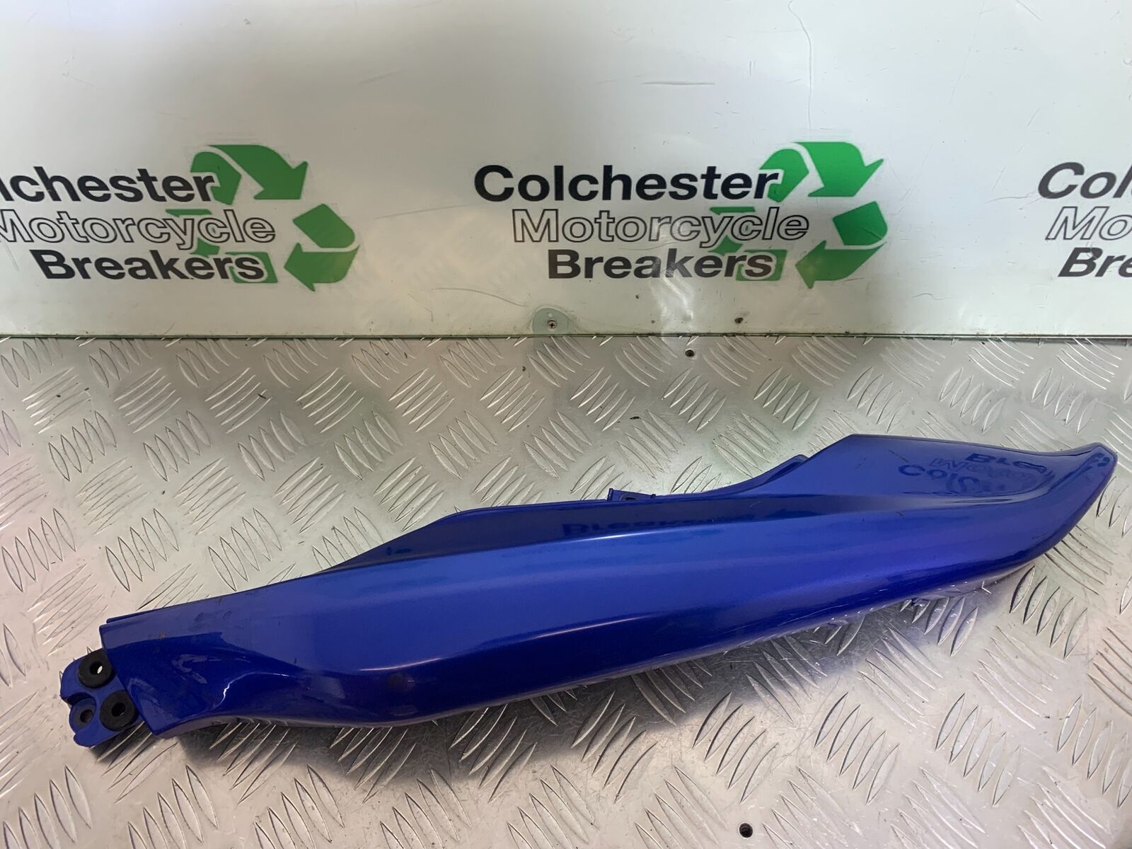KAWASAKI ER5 ER 5 LEFT TAIL PIECE   YEAR 1997-2007 (CMB1003)