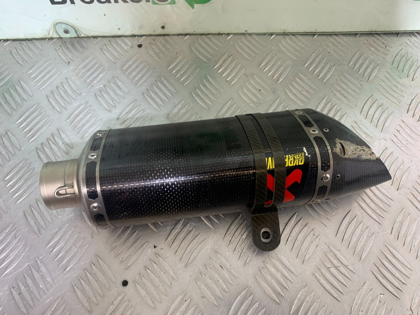 YAMAHA XSR900 XSR 900 AKRAPOVIC CARBON CAN    YEAR 2021-2022 (CMB1073)