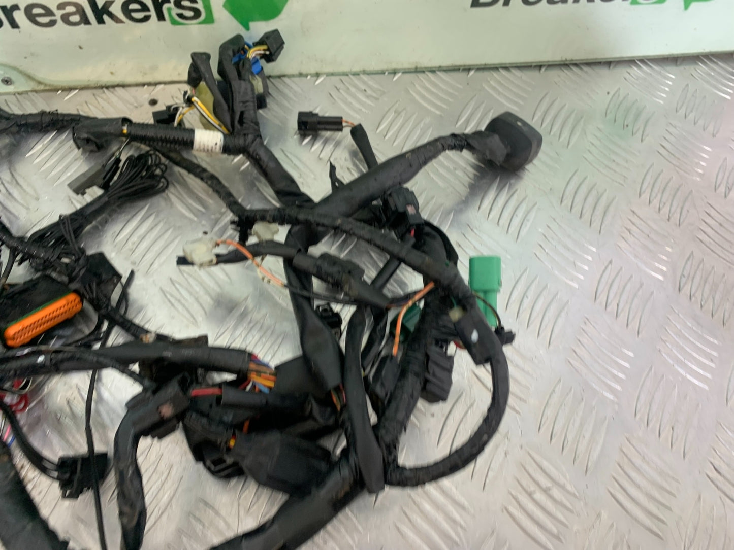SUZUKI INTRUDER VL800 C800 WIRING LOOM  YEAR 2012-16 (CMB1039)