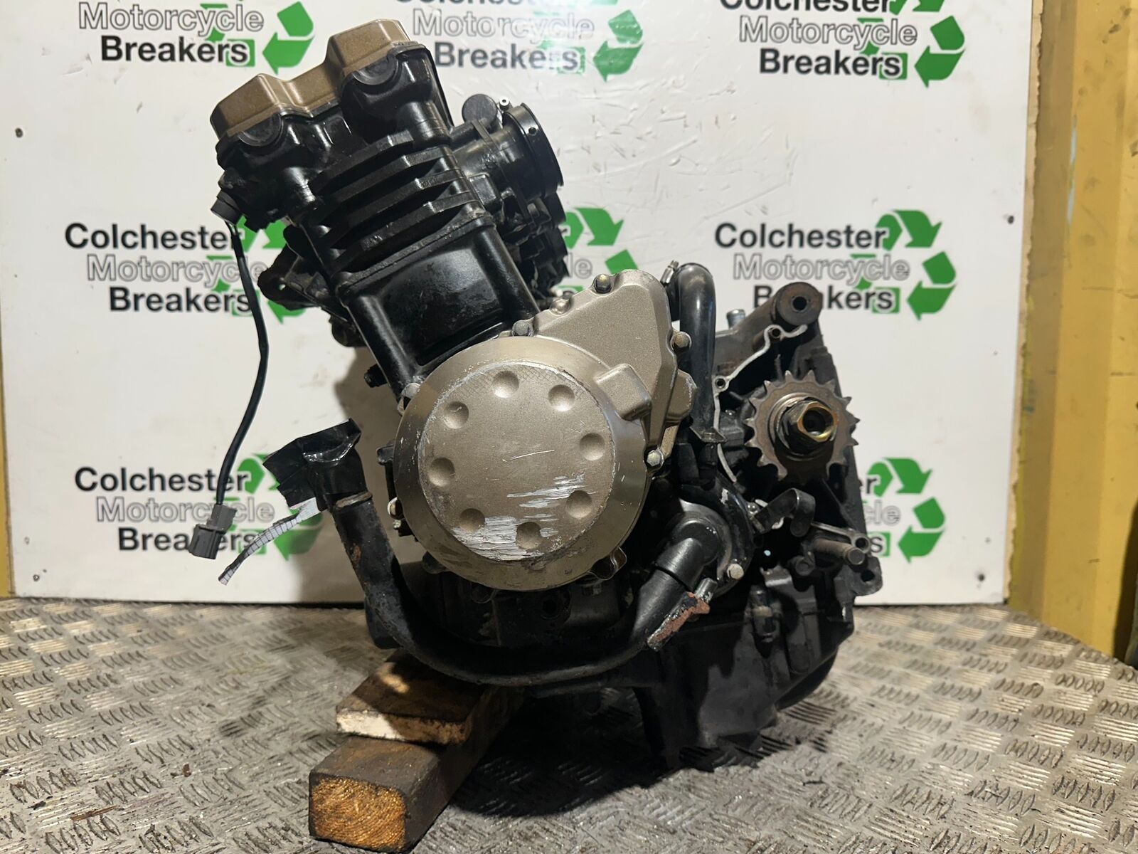 KAWASAKI Z750 Z 750 ZR750 ZR ENGINE YEAR 2004-2006  (CMB1104)