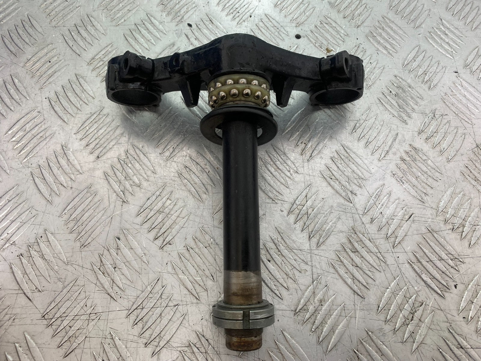 BSA 650 GOLD STAR BOTTOM YOKE   YEAR 2022-2025 (CMB1262)