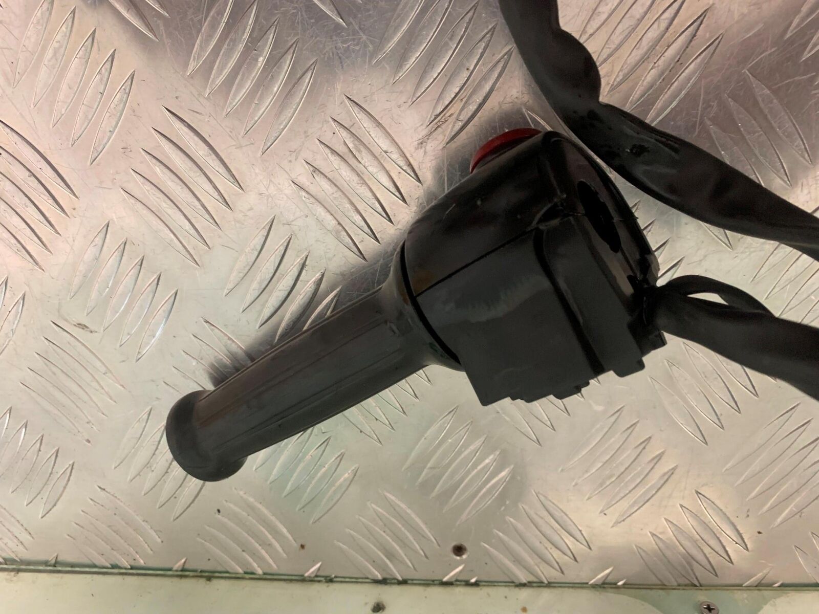 ROYAL ENFIELD 350 CLASSIC RIGHT SWITCH GEAR  YEAR 2022 (STOCK 967)
