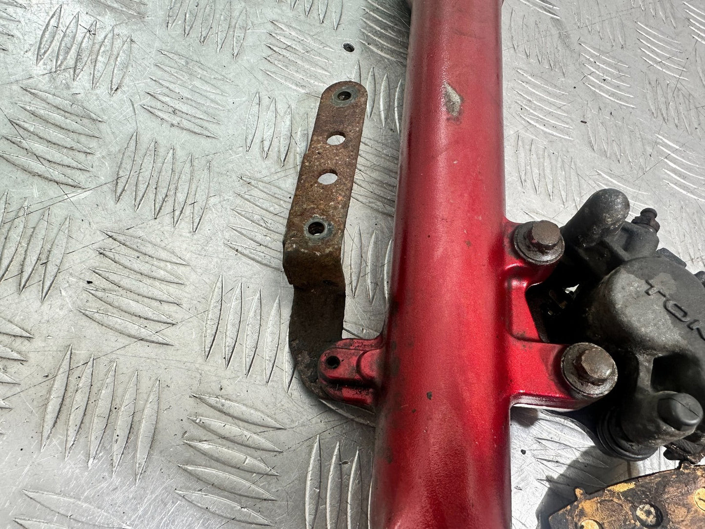 KAWASAKI ER6 F ER6F LEFT FORK AND CALIPER (PARTS ONLY) YEAR 2005-2008 (CMB1178)