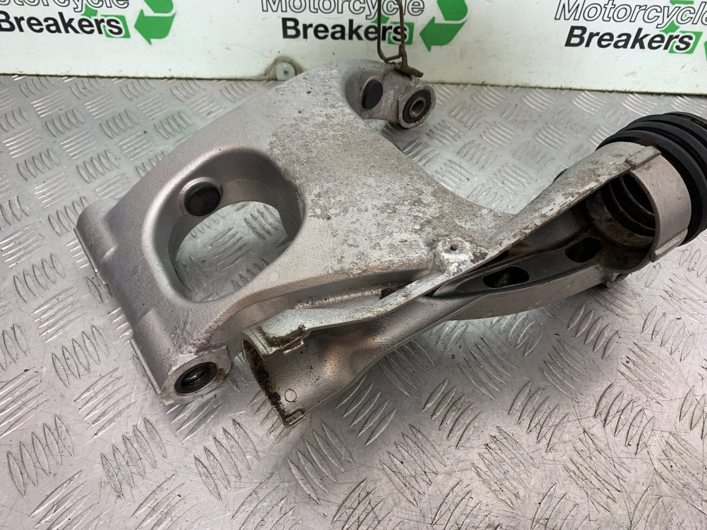 KAWASAKI GTR1400 GTR 1400 SWINGARM YEAR 2007-2009 (CMB1306)