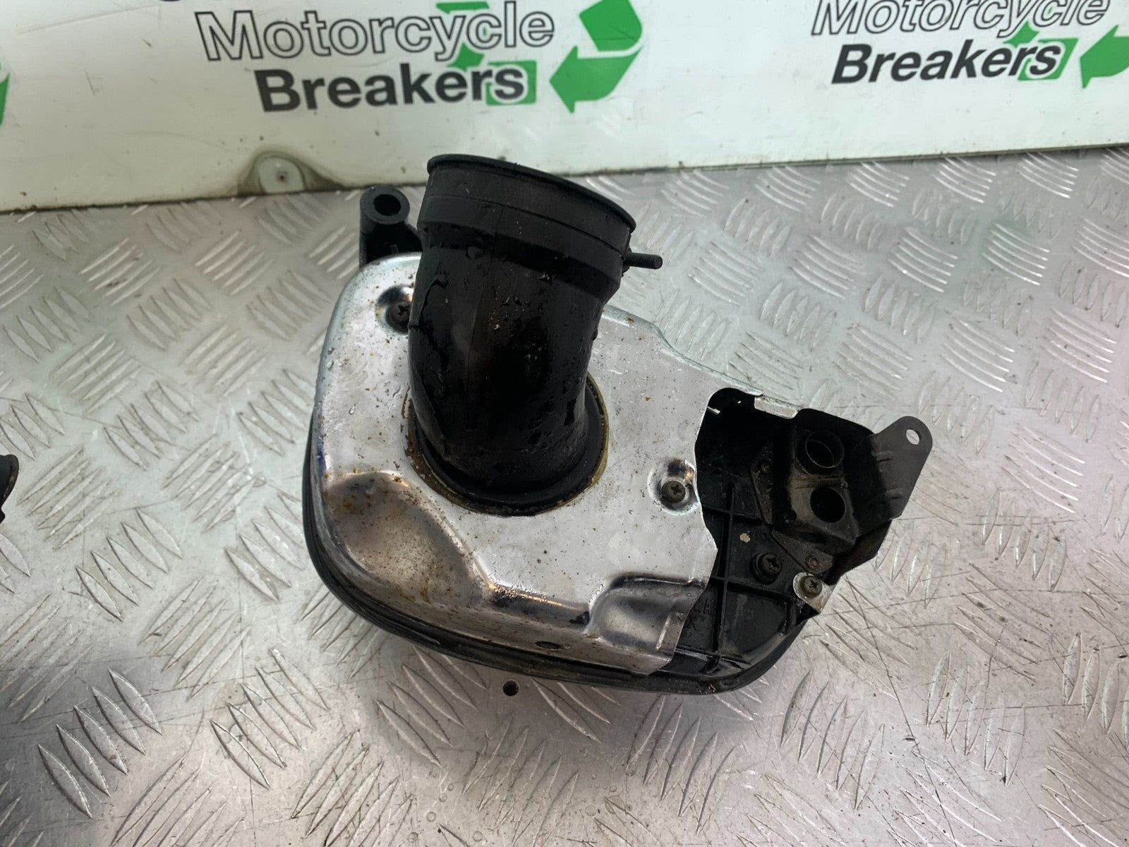 YAMAHA XV1100 XV 1100 VIRAGO LEFT AND RIGHT SIDE PODS  1990-1999 (CMB1243)
