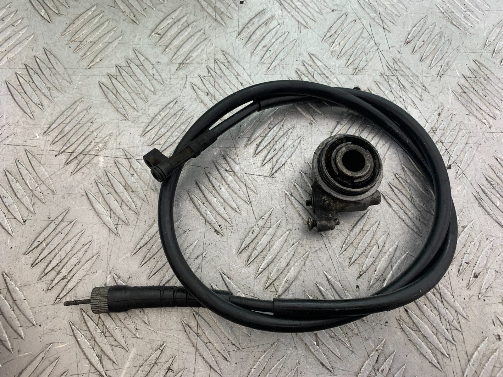 HONDA VT700 VT 700 SHADOW SPEEDO DRIVE AND CABLE   YEAR 1984-85 (CMB1328)