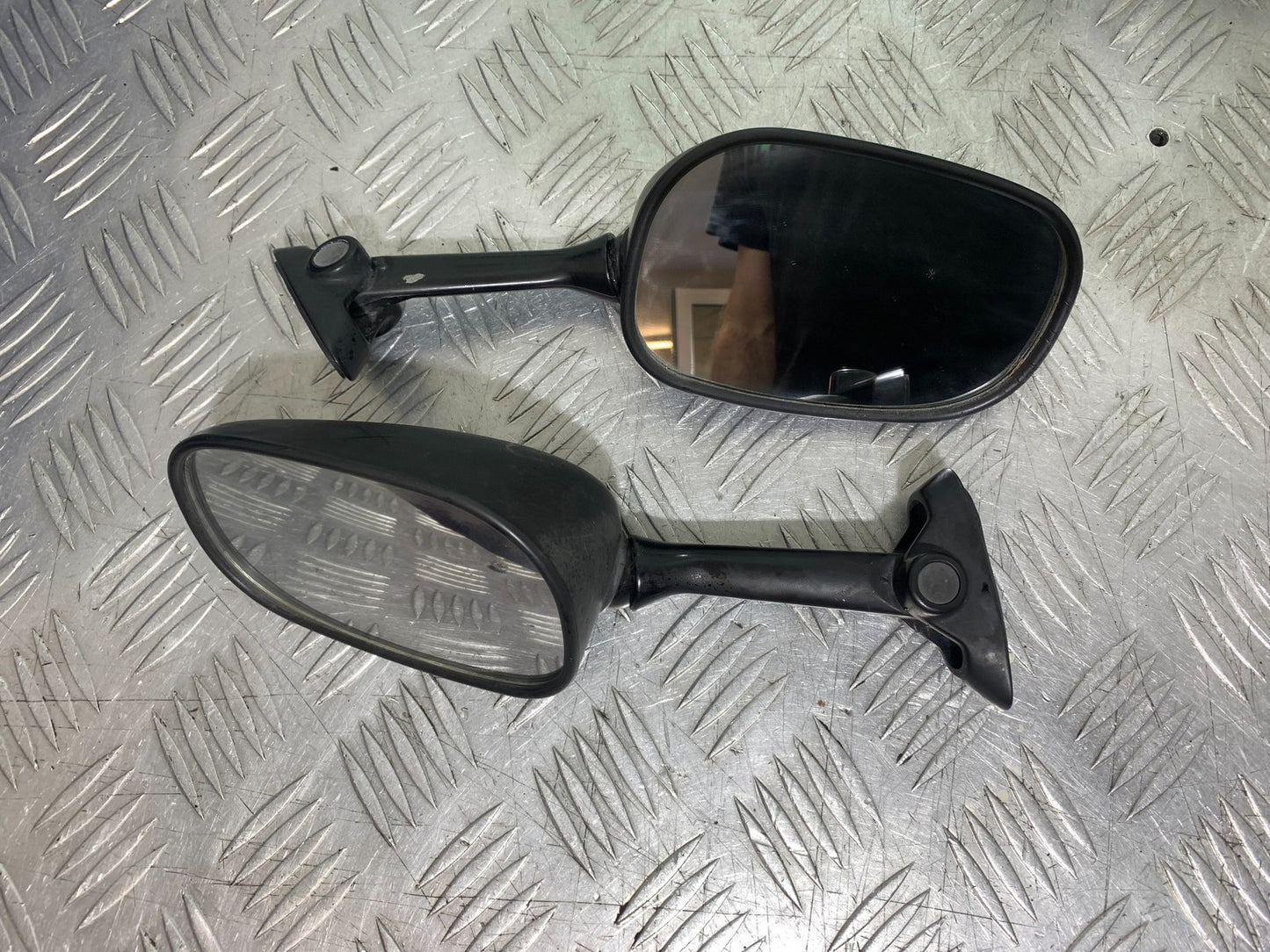 SUZUKI GSXR600 GSXR 600 K1 K2 K3 LEFT AND RIGHT MIRRORS   1999-03 (CMB1284)