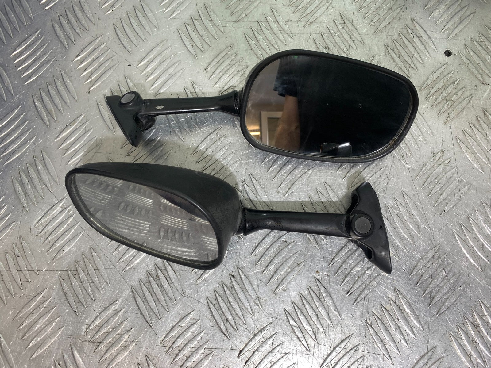 SUZUKI GSXR600 GSXR 600 K1 K2 K3 LEFT AND RIGHT MIRRORS   1999-03 (CMB1284)