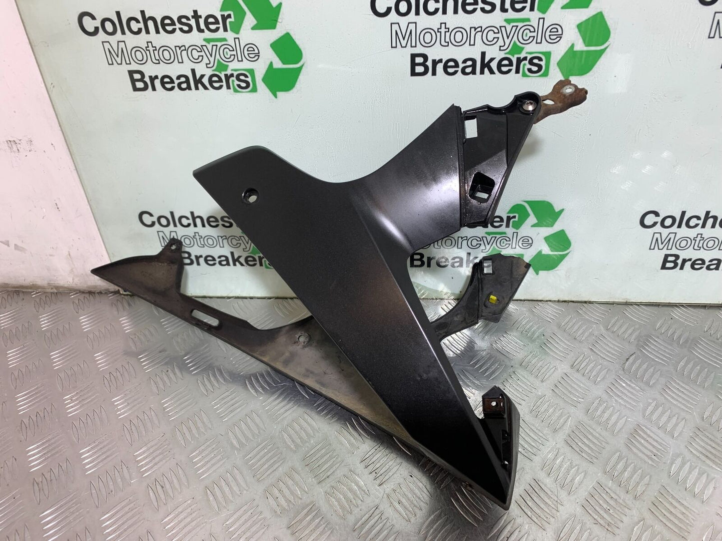 HONDA CBR500R CBR 500 R BELLYPAN YEAR 2012-16 (CMB1048)