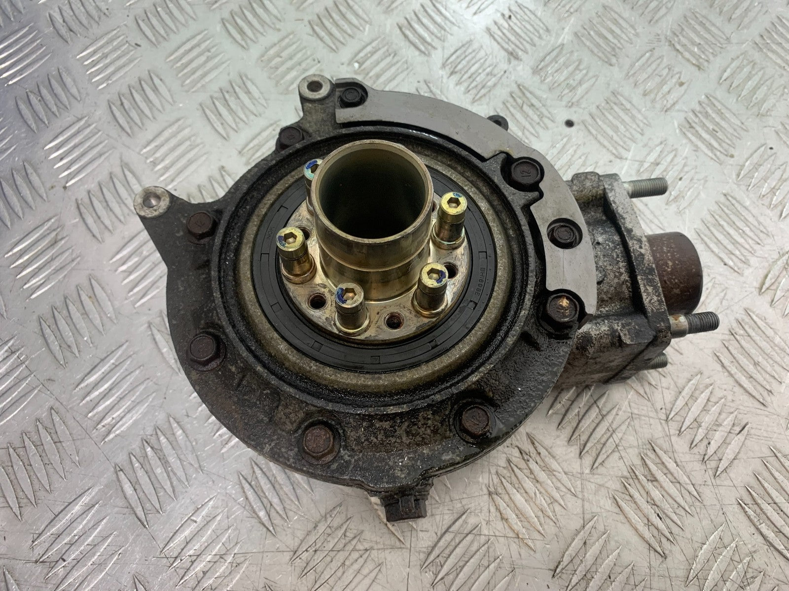 HONDA NTV 600 REVERE REAR DIFF YEAR 1988-1996  (CMB1281)