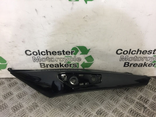 KAWASAKI ER6 F LEFT SEAT PANEL  YEAR 2009-2011 (STOCK 412)