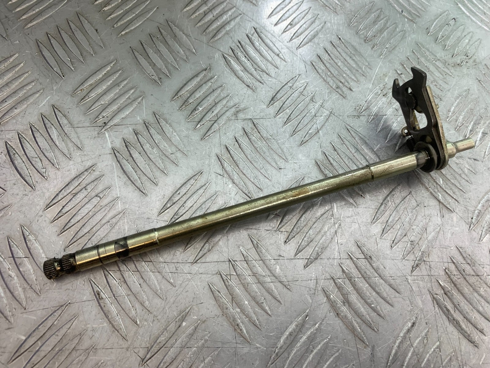 APRILIA TUONO 1000 V4 GEAR SHAFT YEAR 2013-2014  (CMB1239)